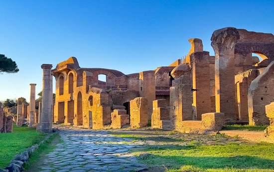 Timeless Italy: Top Cruise Excursions from Civitavecchia to Ostia Antica Bracciano - RomeCabs limousine tours